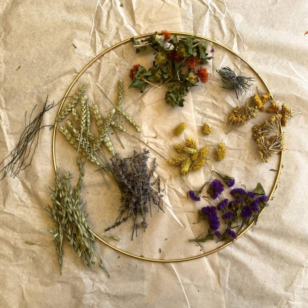 Boho-Kranz aus Trockenblumen - Material