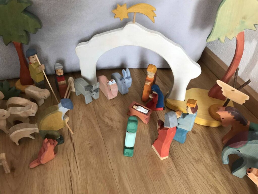 Weihnachtskrippe - Adventskalender